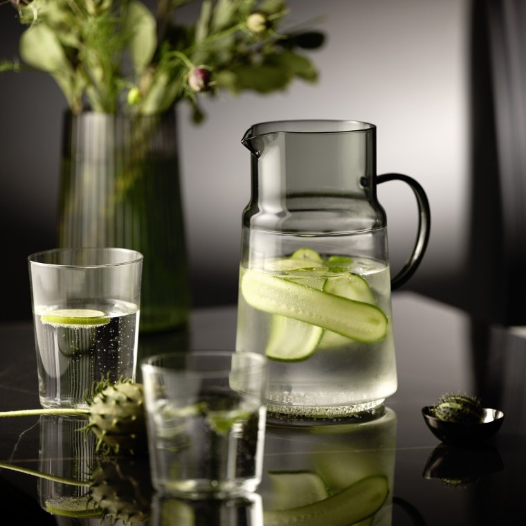 Saft- / Wasserkanne Ø 13 cm, H: 23 2 Liter Glas
