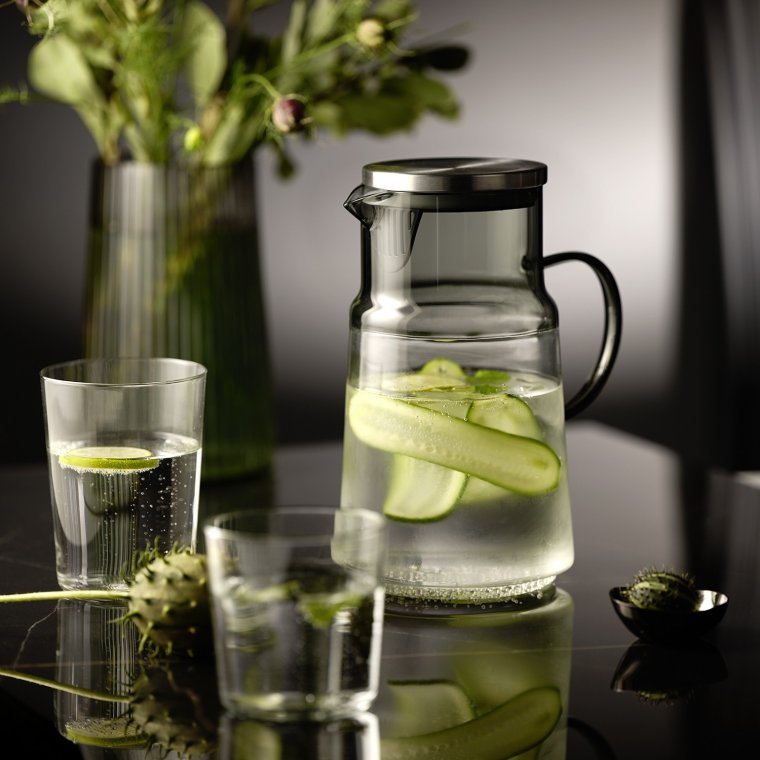 Saft- / Wasserkanne Ø 13 cm, H: 23 2 Liter Glas